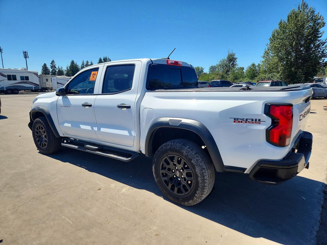 2023 Chevrolet Colorado Trail Boss - Фото 2