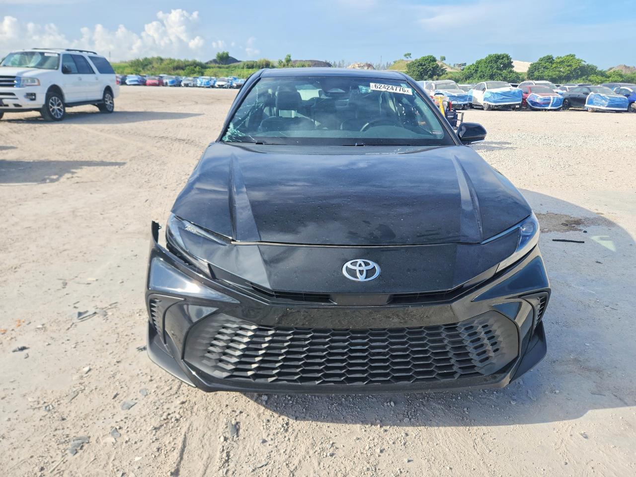 2025 Toyota Camry Se - Фото 5