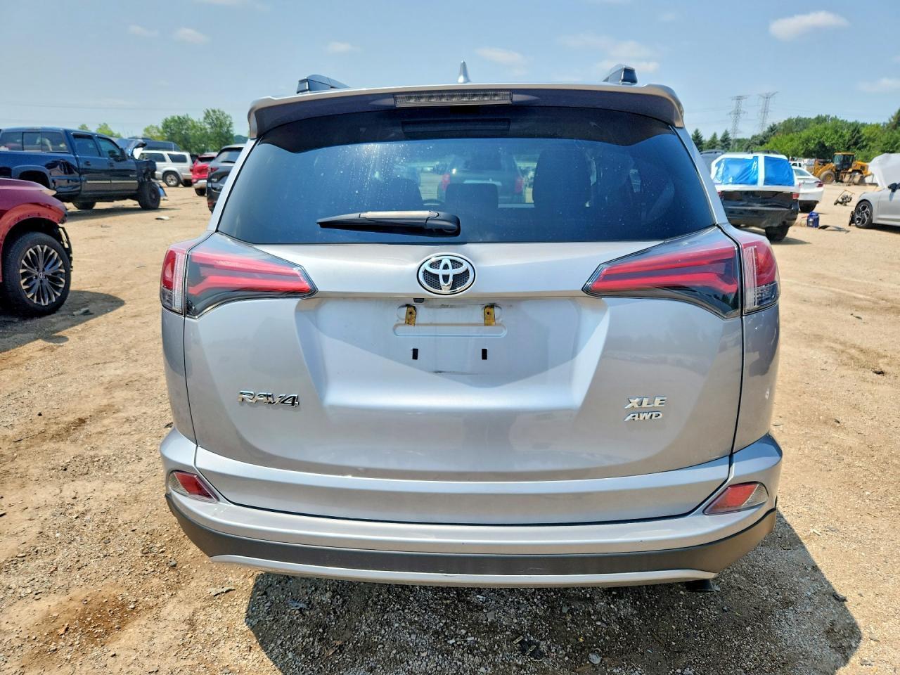 2018 Toyota Rav4 Xle - Фото 6
