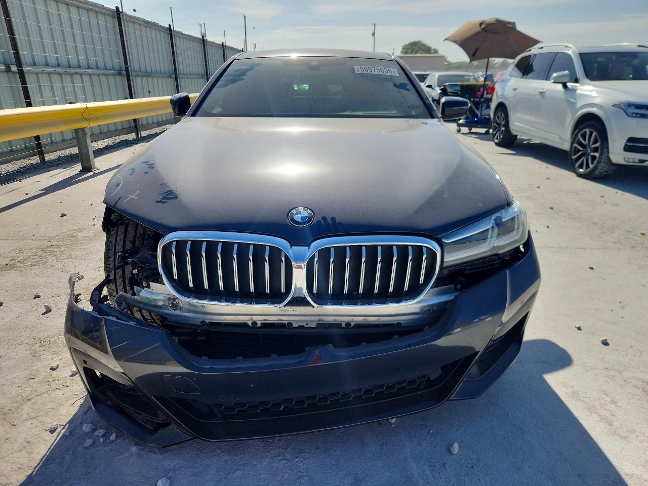 2021 BMW 530 I - Image 5