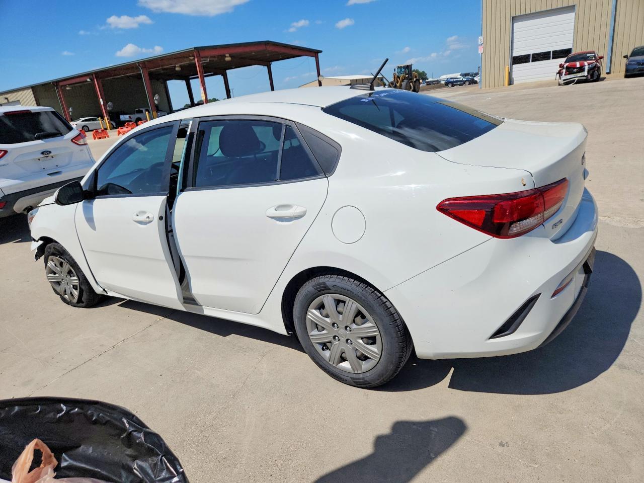 2022 Kia Rio Lx - Image 2