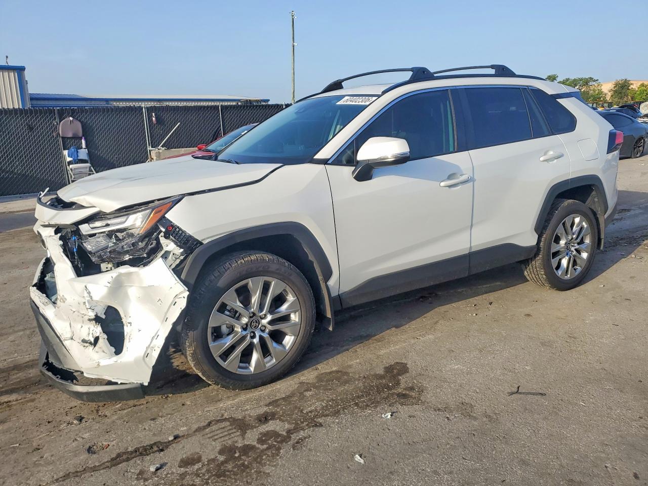 2025 Toyota Rav4 Xle Premium