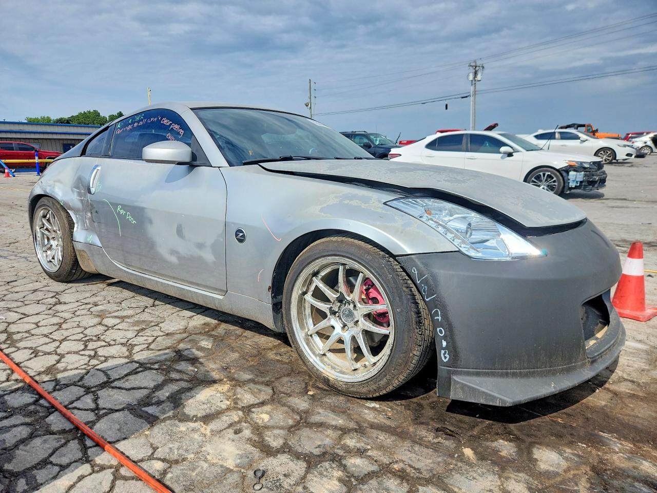 2003 Nissan 350Z Coupe - Фото 4