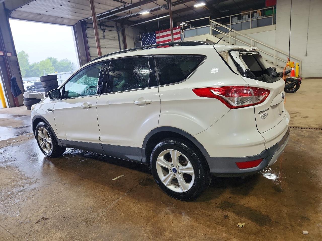 2016 Ford Escape Se - Image 2