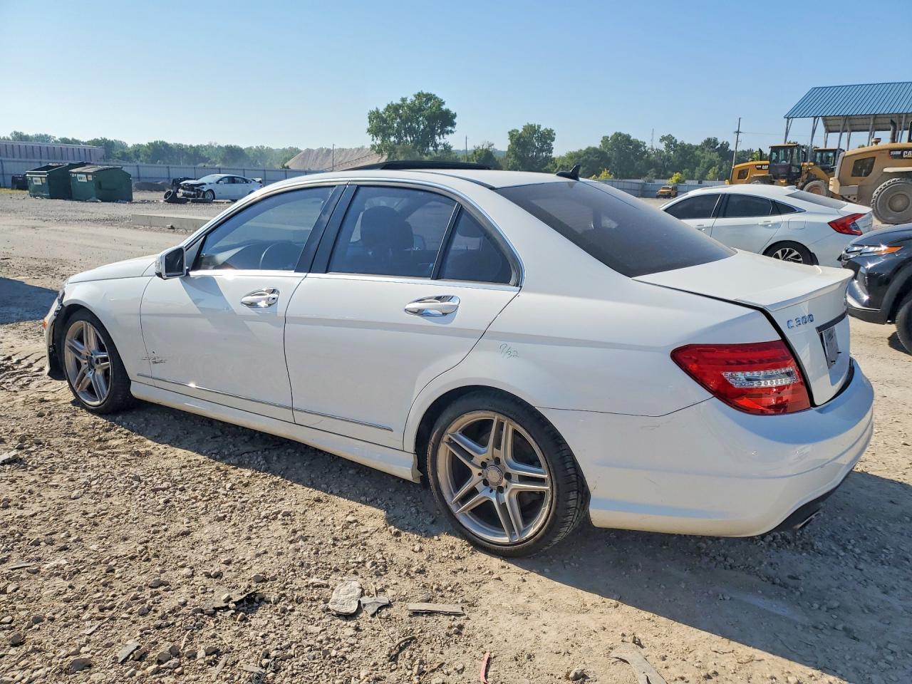 2014 Mercedes-Benz C 300 4Matic - Фото 2
