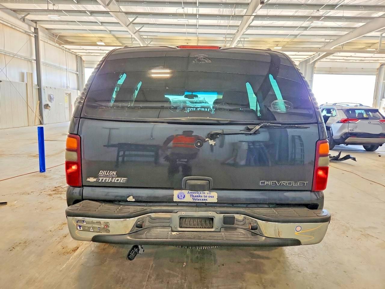 2003 Chevrolet Tahoe K1500 - Image 6