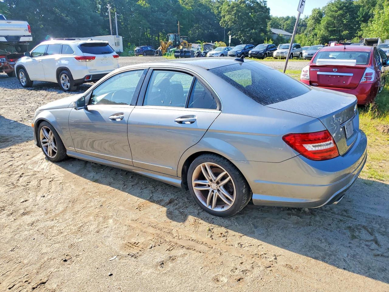 2012 Mercedes-Benz C 300 4Matic - Фото 2