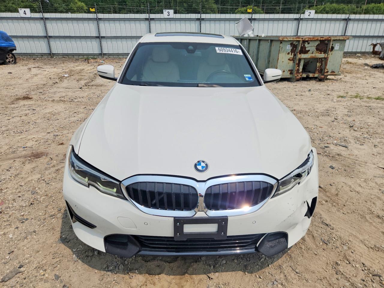 2019 BMW 330Xi - Image 5