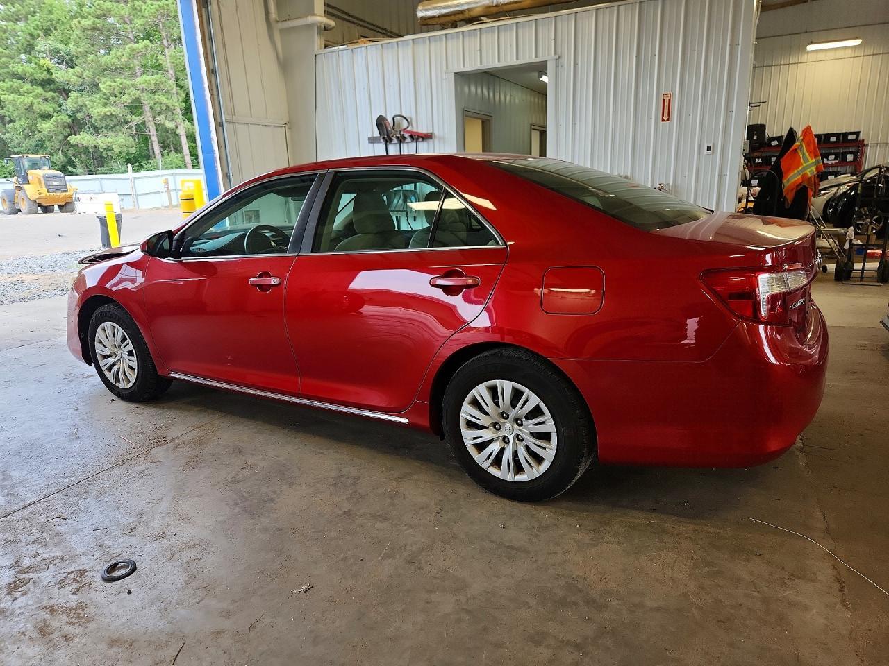 2013 Toyota Camry Le - Image 2