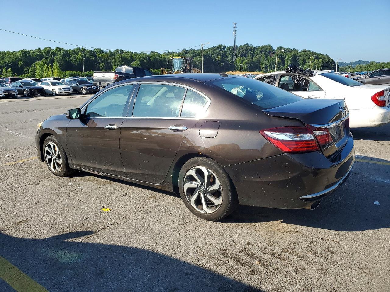 2016 Honda Accord Exl - Image 2