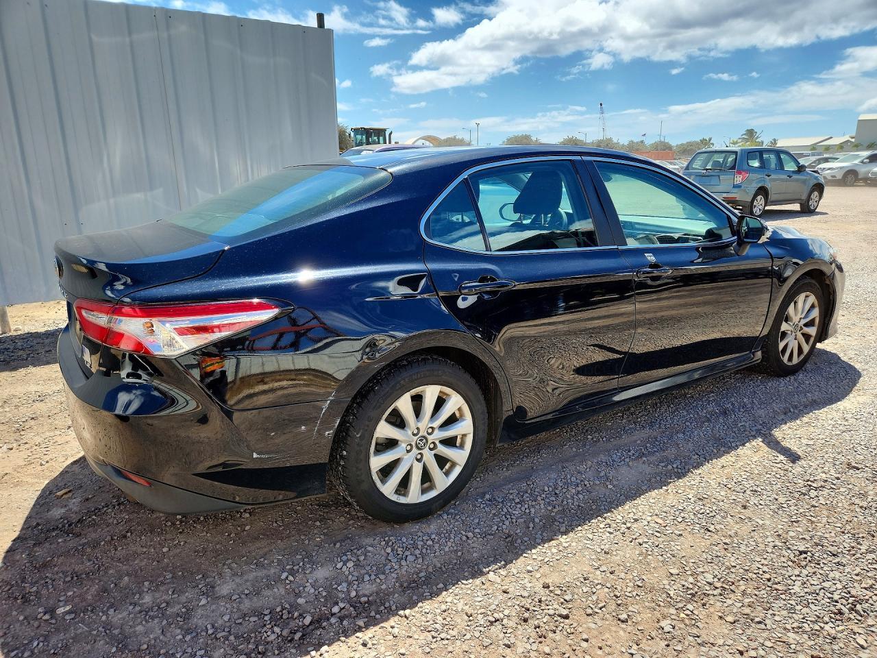 2019 Toyota Camry L - Фото 3