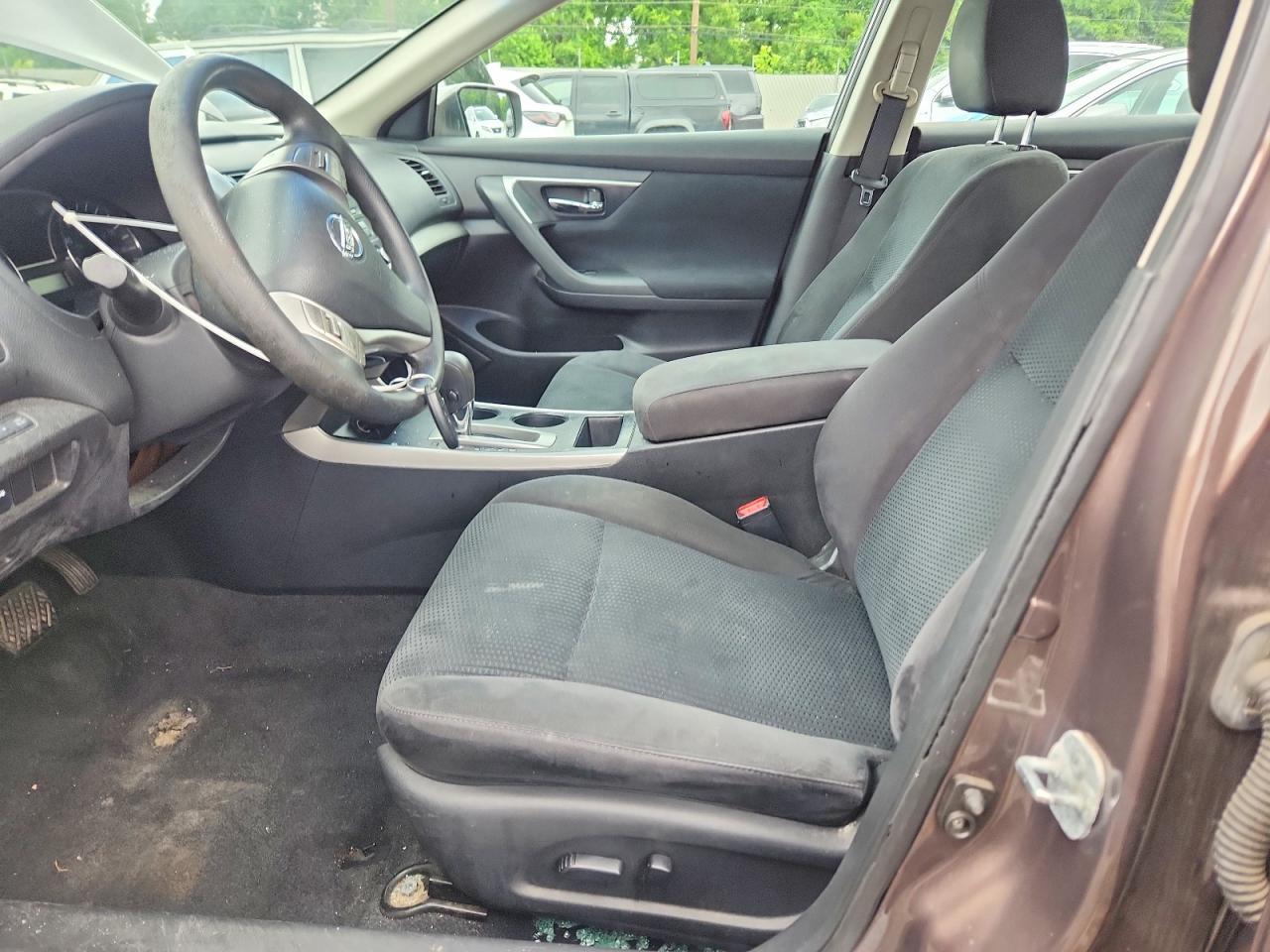 2015 Nissan Altima 2.5 S - Фото 7