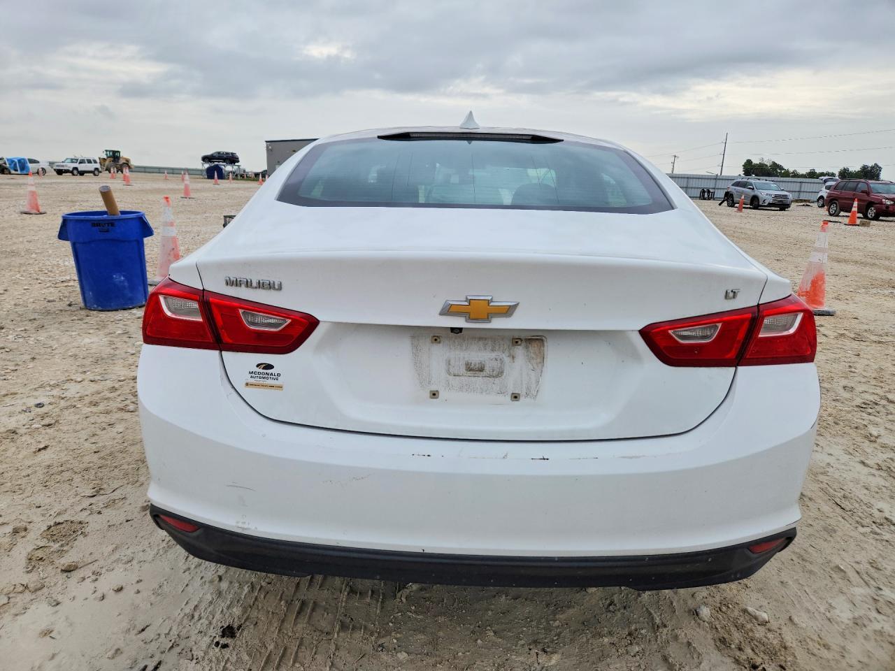 2016 Chevrolet Malibu Lt - Image 6