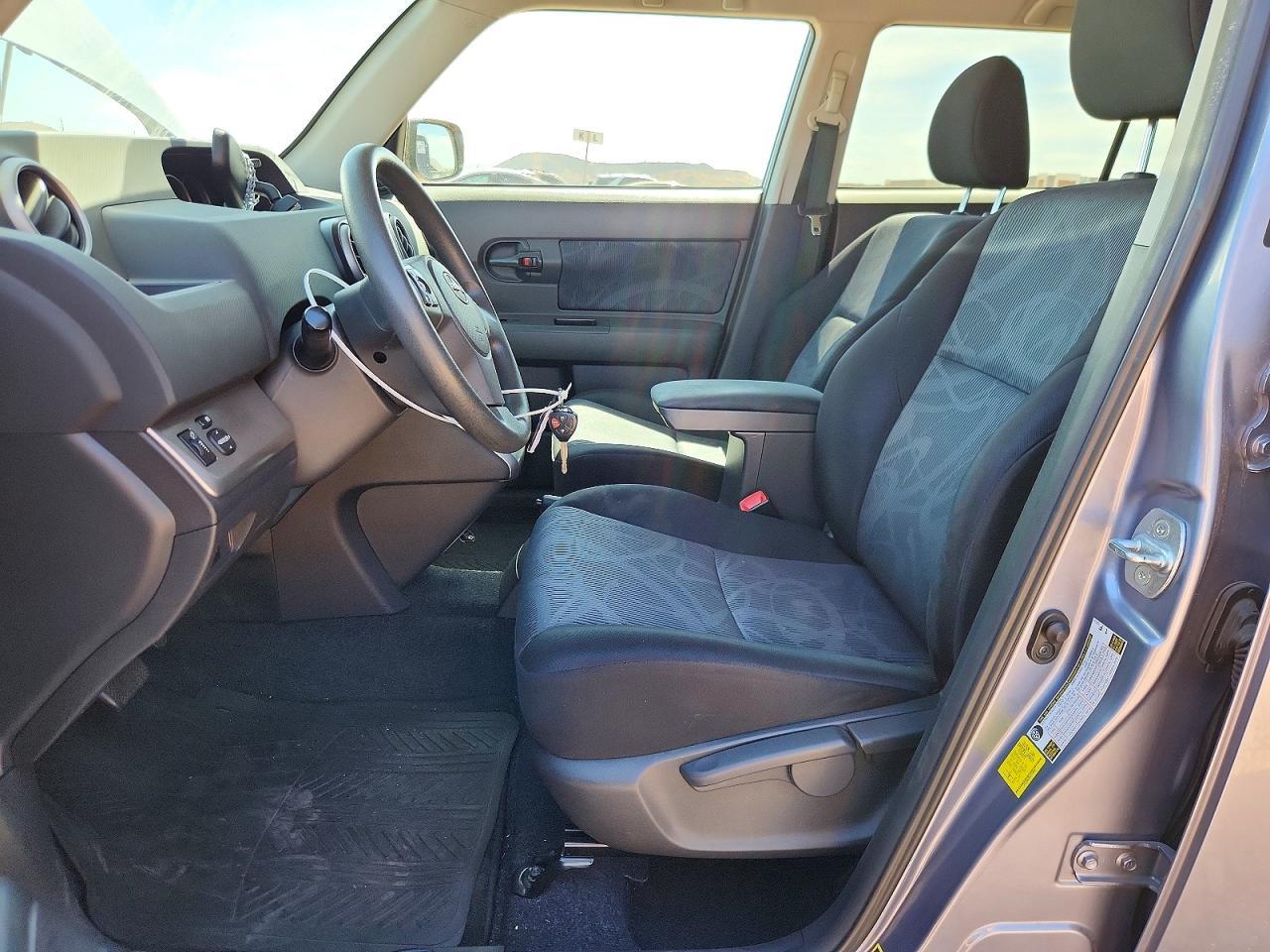 2012 Scion Xb Base - Фото 7