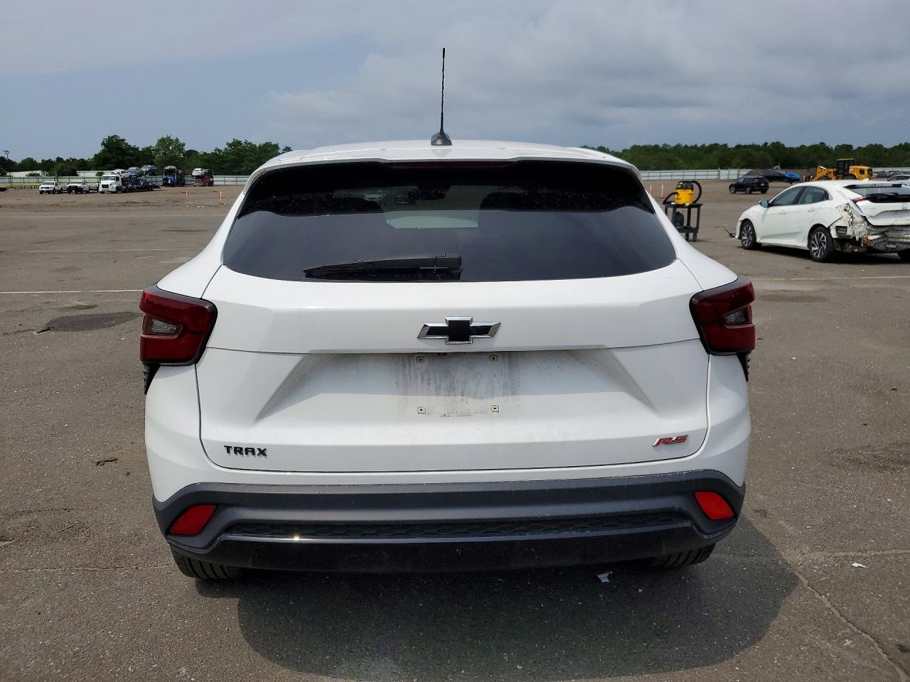 2024 Chevrolet Trax 1Rs - Фото 6