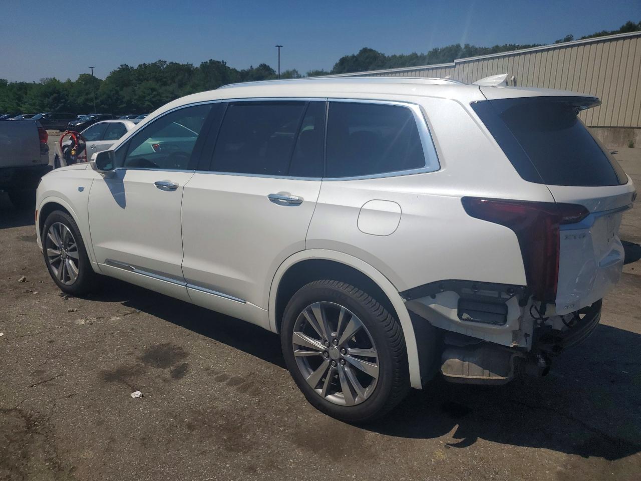 2020 Cadillac Xt6 Premium Luxury - Image 2