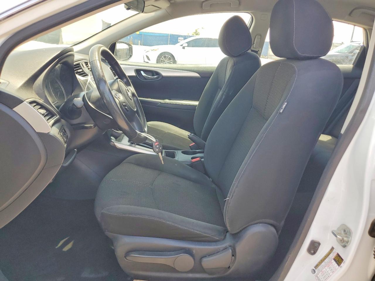 2018 Nissan Sentra S - Фото 7