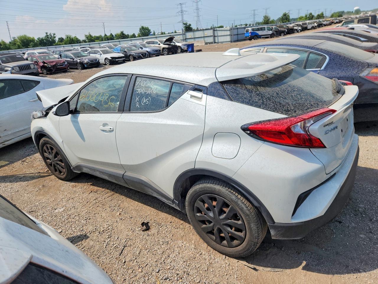 2019 Toyota C-Hr Le - Image 2