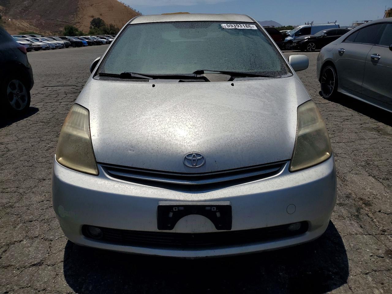 2004 Toyota Prius Base - Фото 5