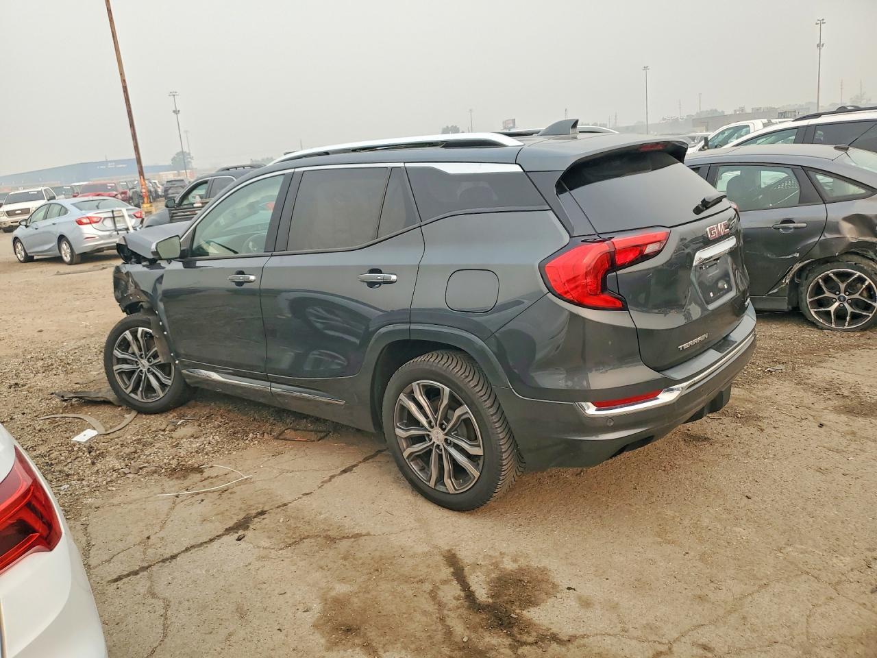 2019 GMC Terrain Denali - Фото 2
