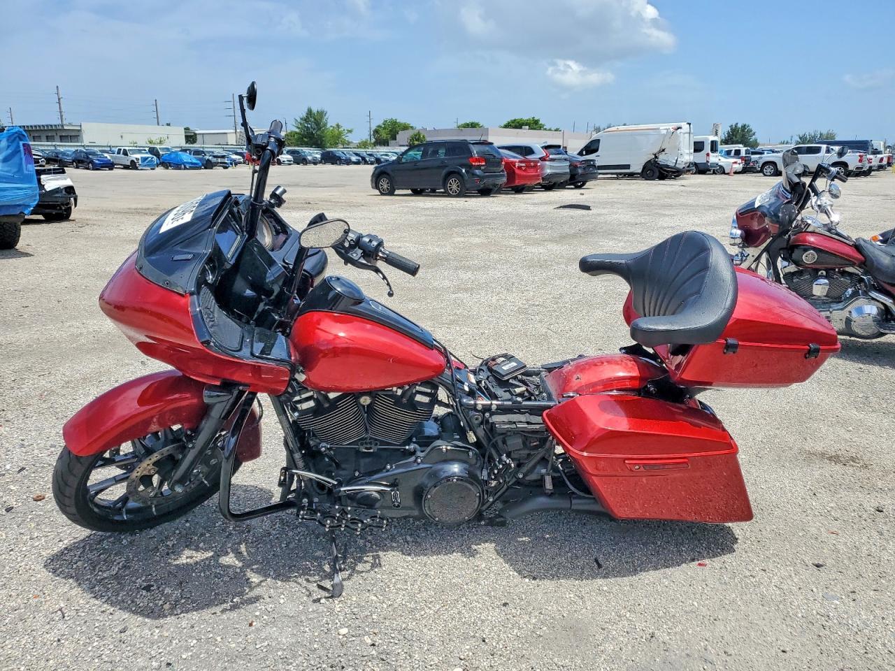 2018 Harley-Davidson Fltrxs Road Glide Special - Фото 3