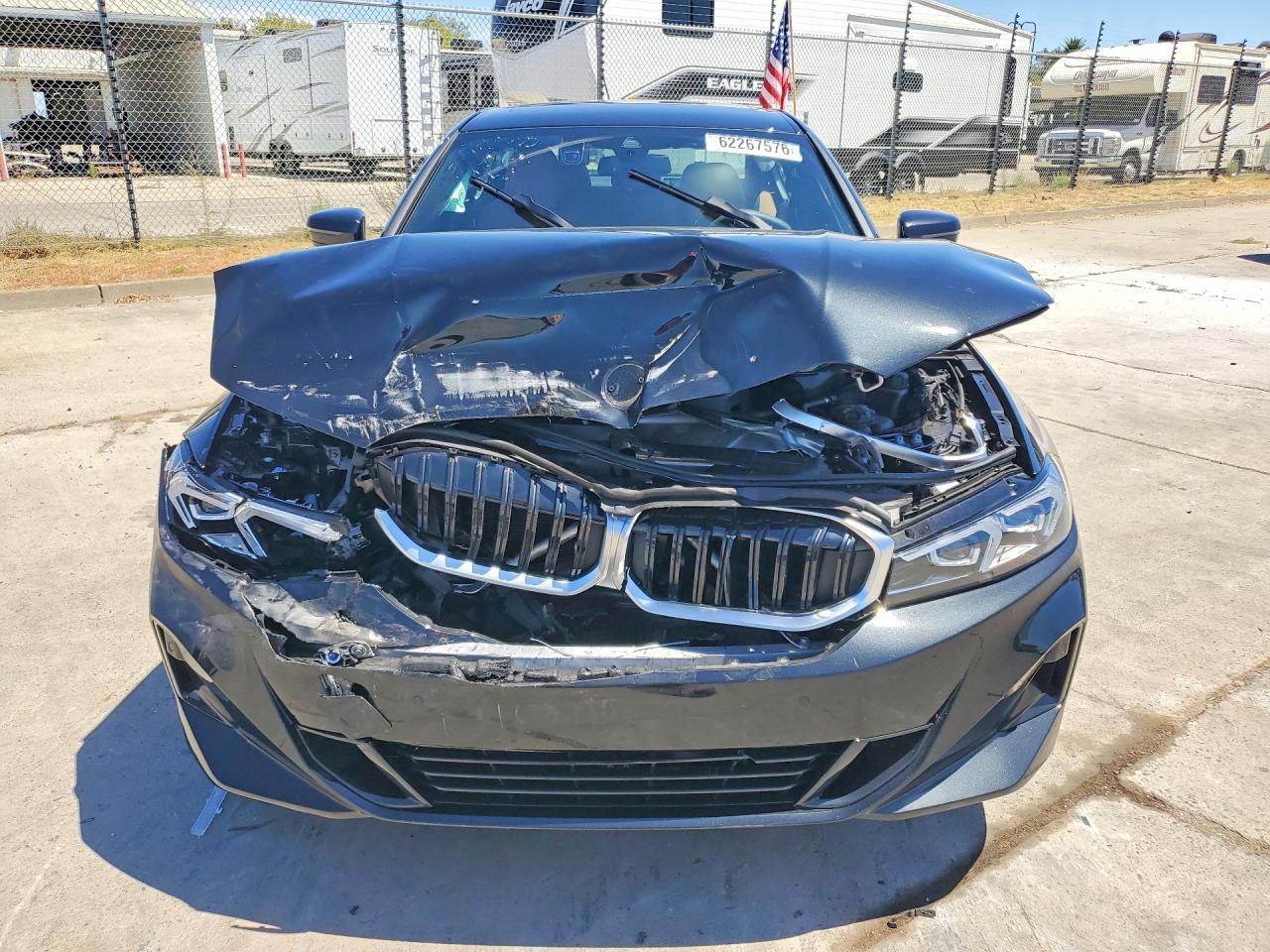 2026 BMW 330I - Фото 5