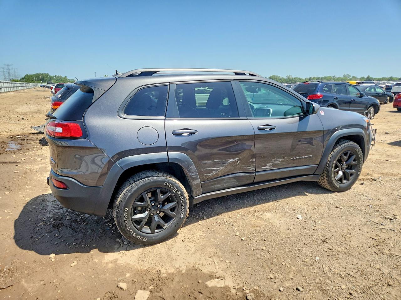 2017 Jeep Cherokee Trailhawk - Фото 3