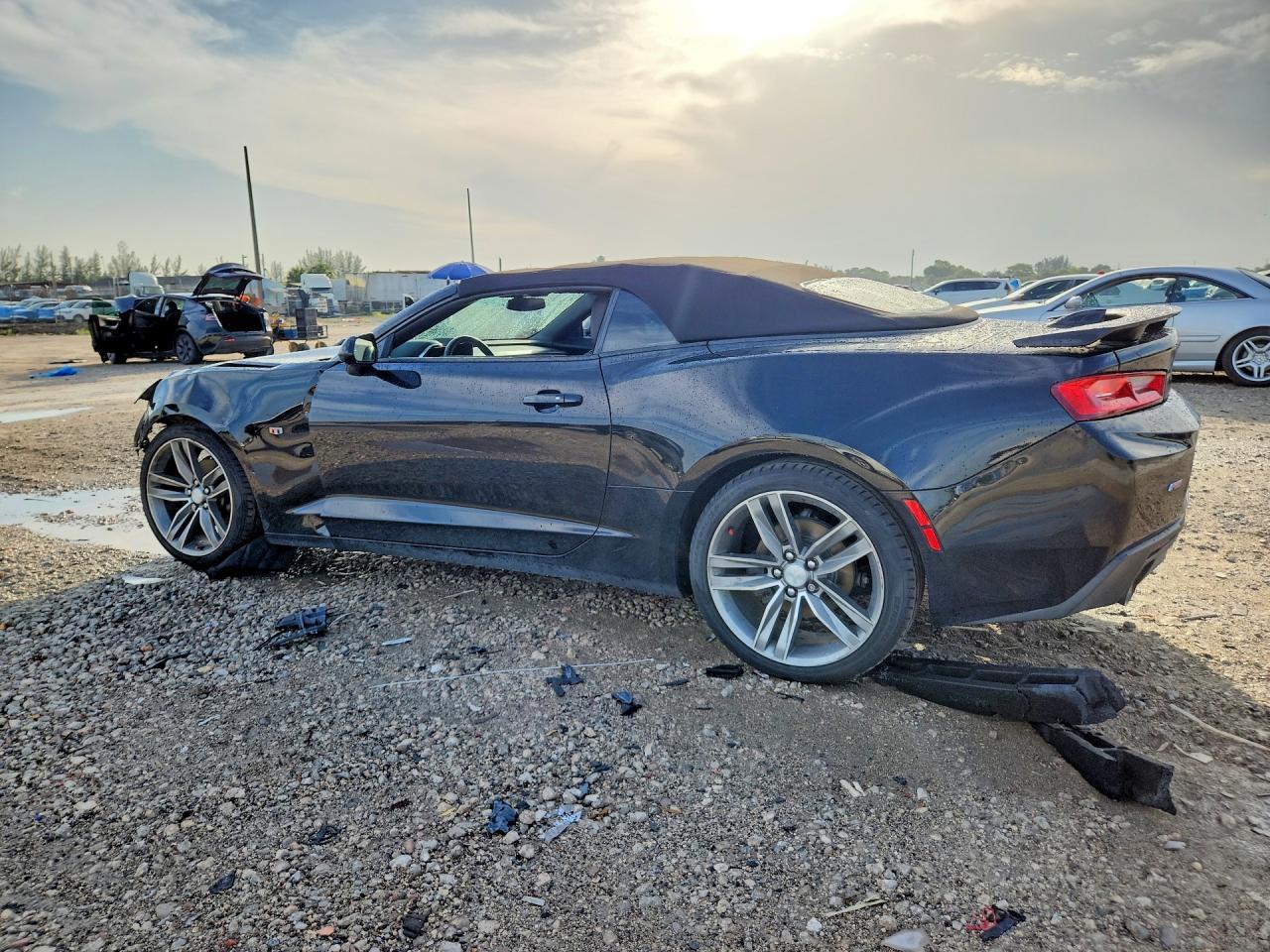 2017 Chevrolet Camaro Lt - Фото 2