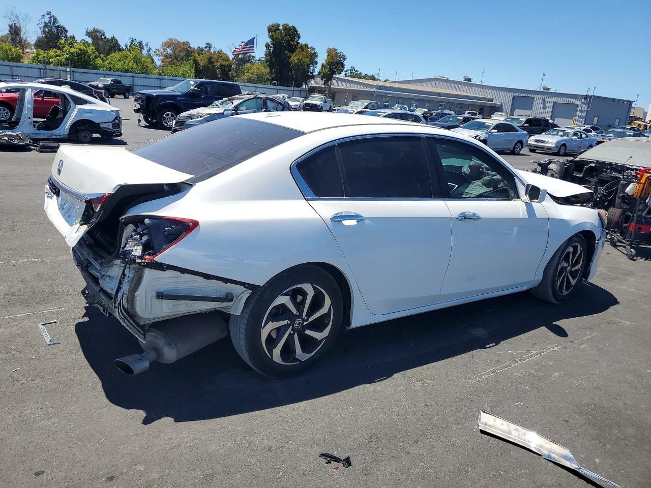 2017 Honda Accord Exl - Image 3