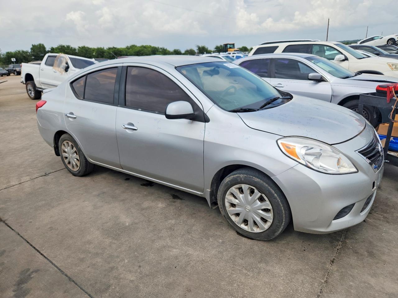 2014 Nissan Versa 1.6 Sv - Фото 4