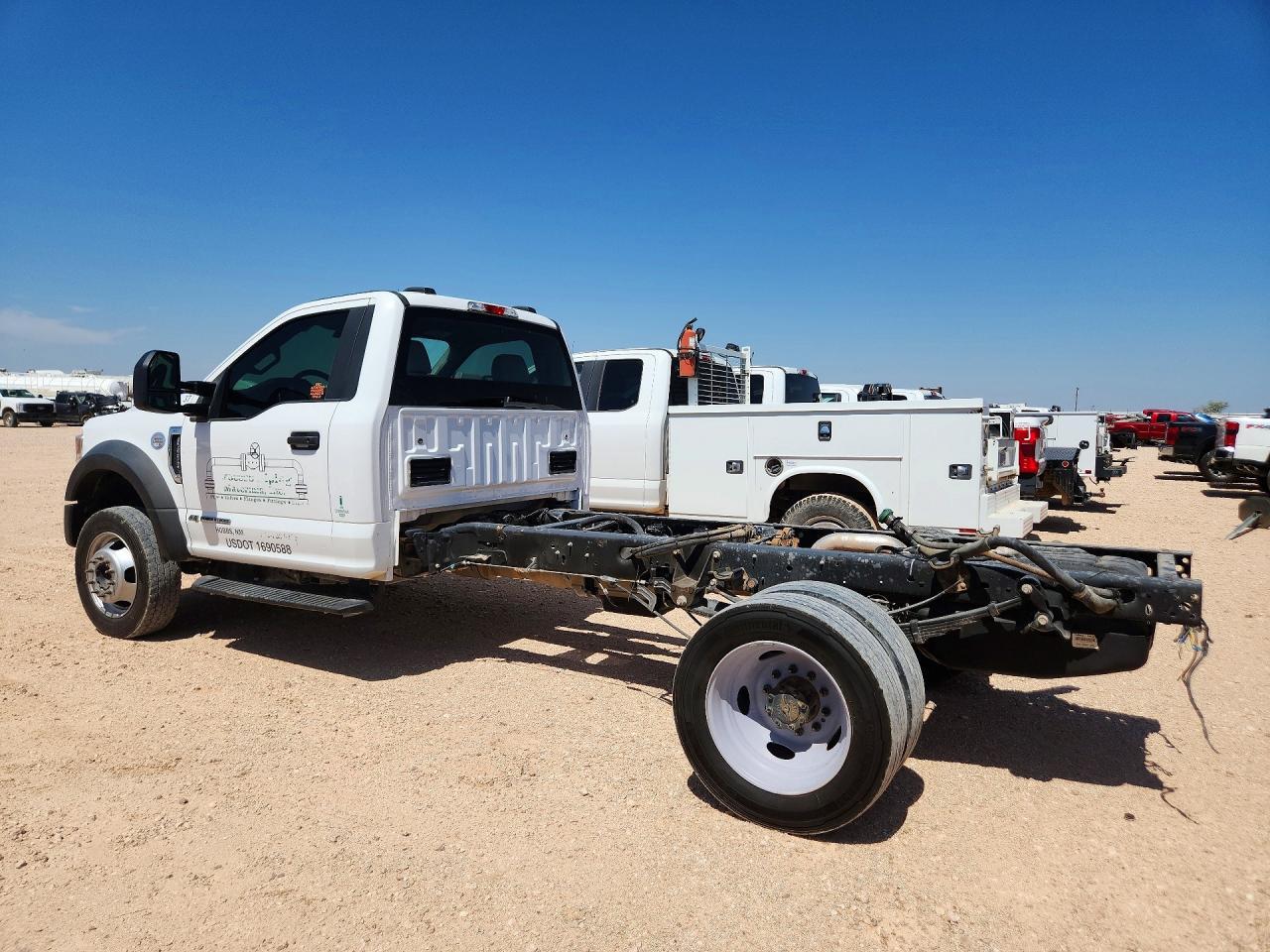 2021 Ford F450 Super Duty - Image 2