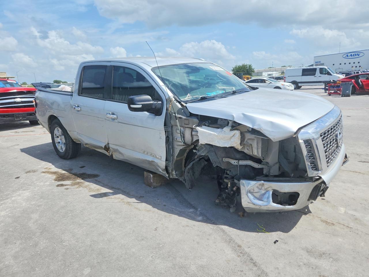 2017 Nissan Titan S - Image 4