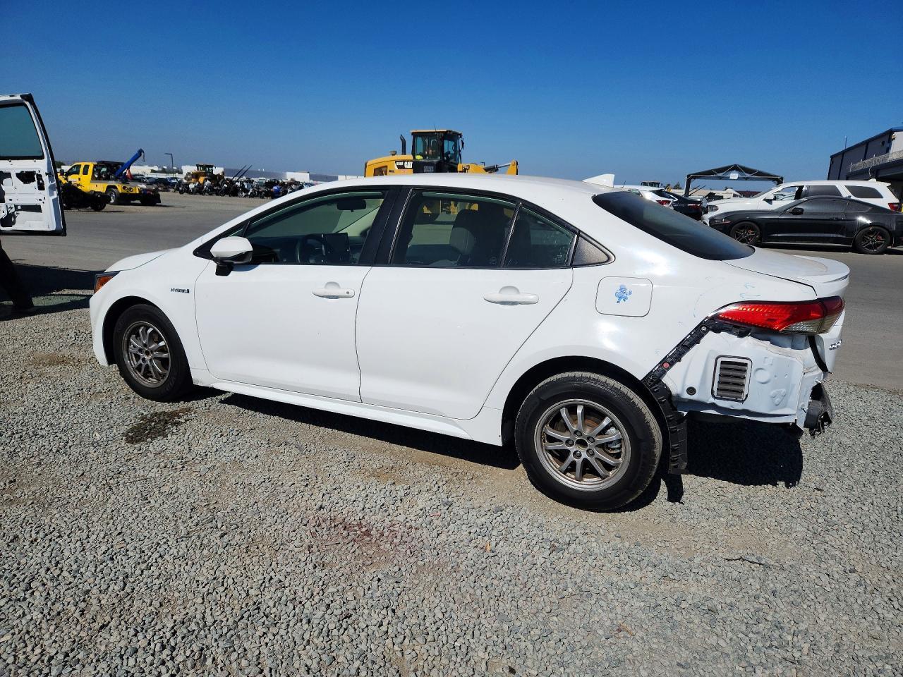 2021 Toyota Corolla Le - Фото 2