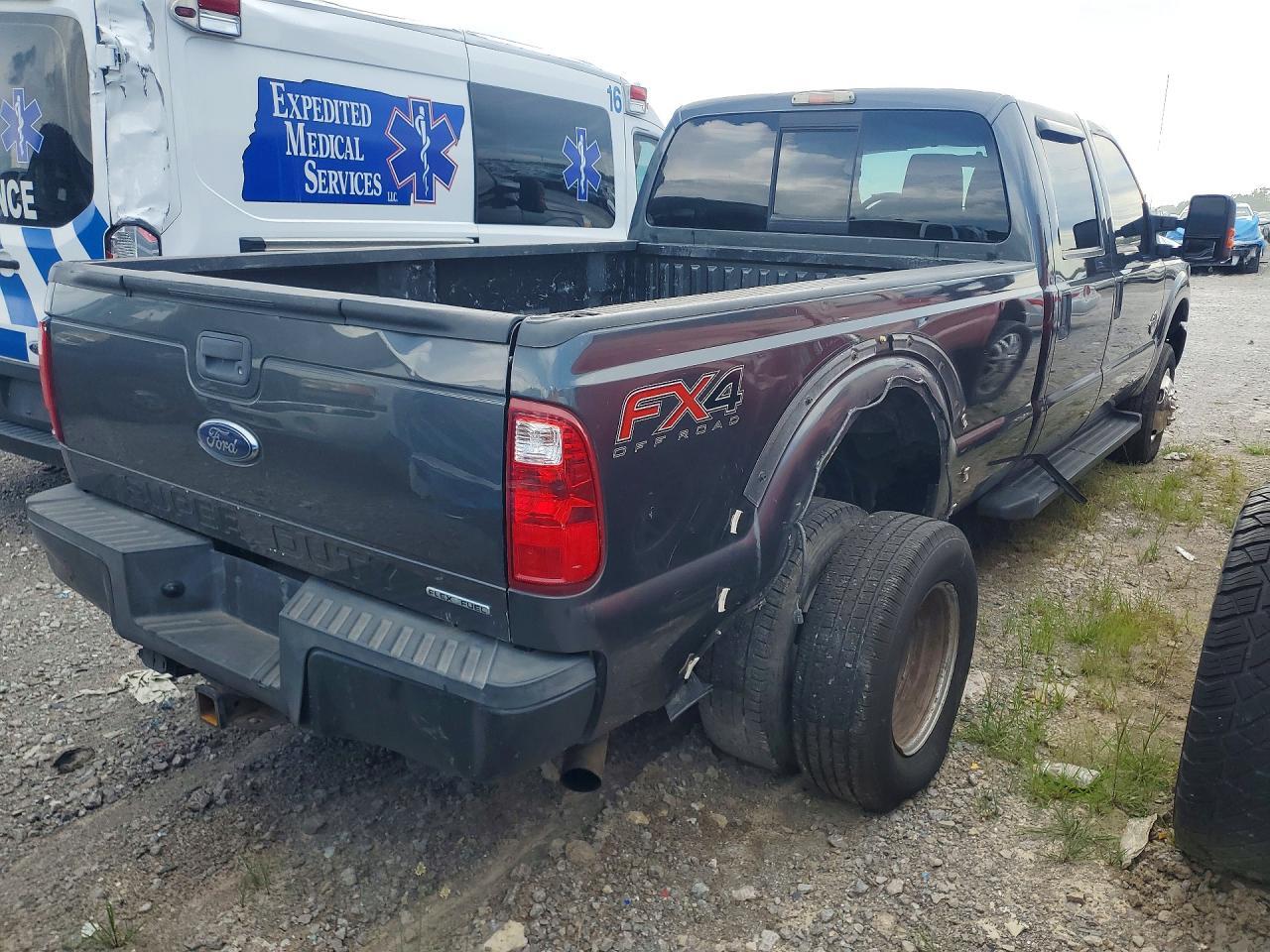 2016 Ford F350 Super Duty - Фото 3