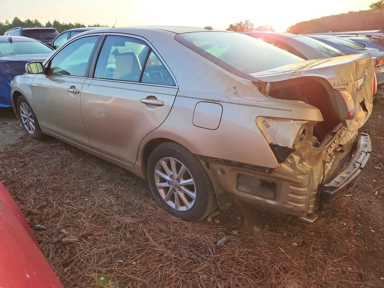 2011 Toyota Camry - Image 2