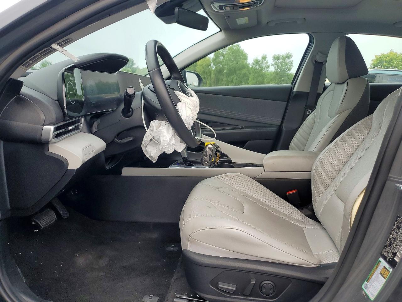 2025 Hyundai Elantra Limited - Фото 7