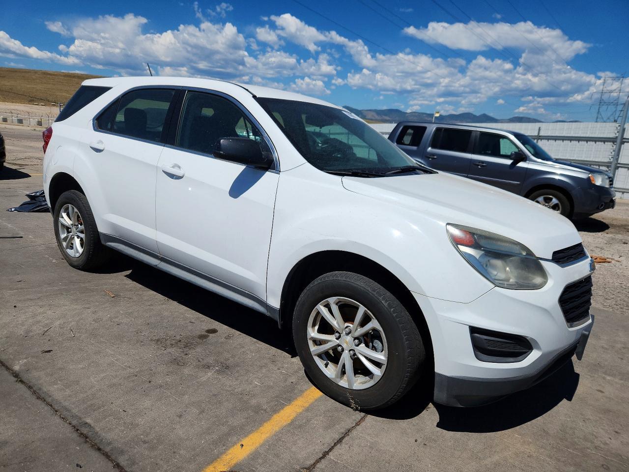 2017 Chevrolet Equinox Ls - Фото 4