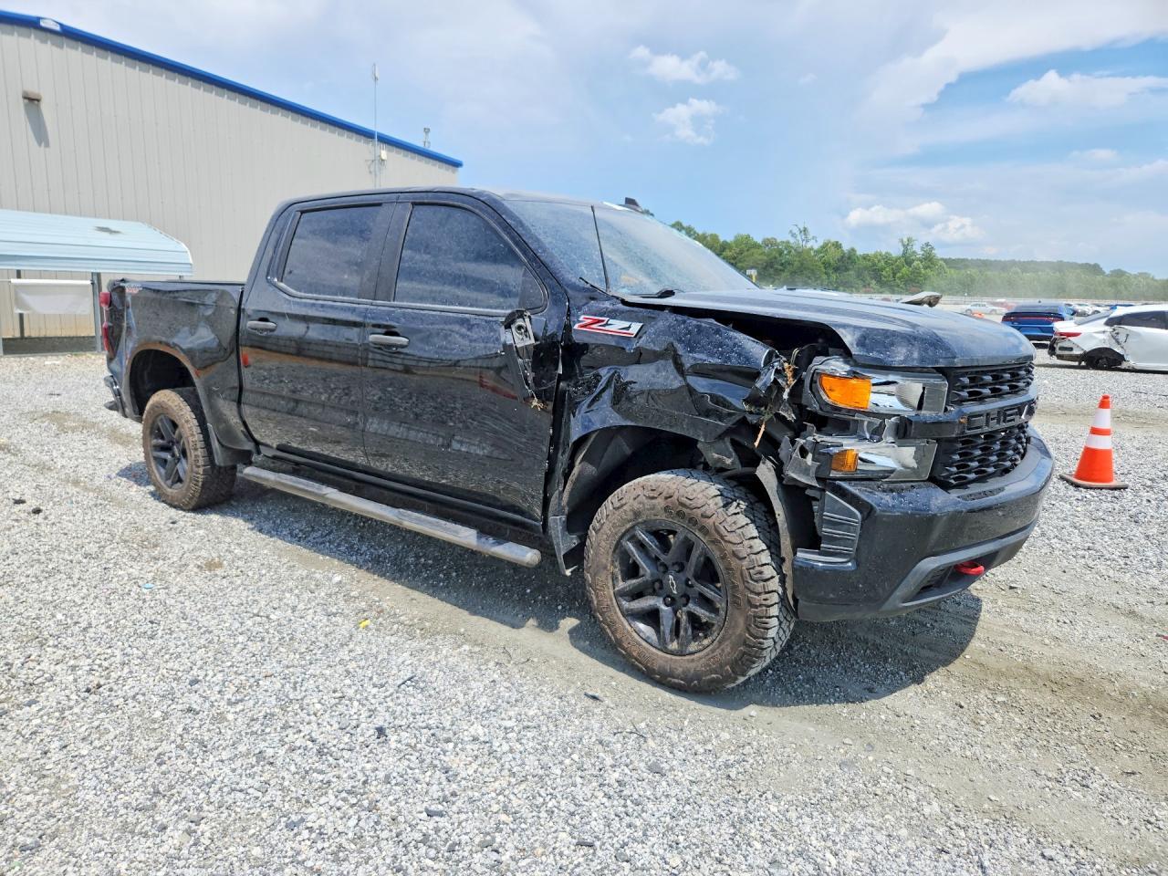2021 Chevrolet Silverado K1500 Trail Boss Custom - Image 4