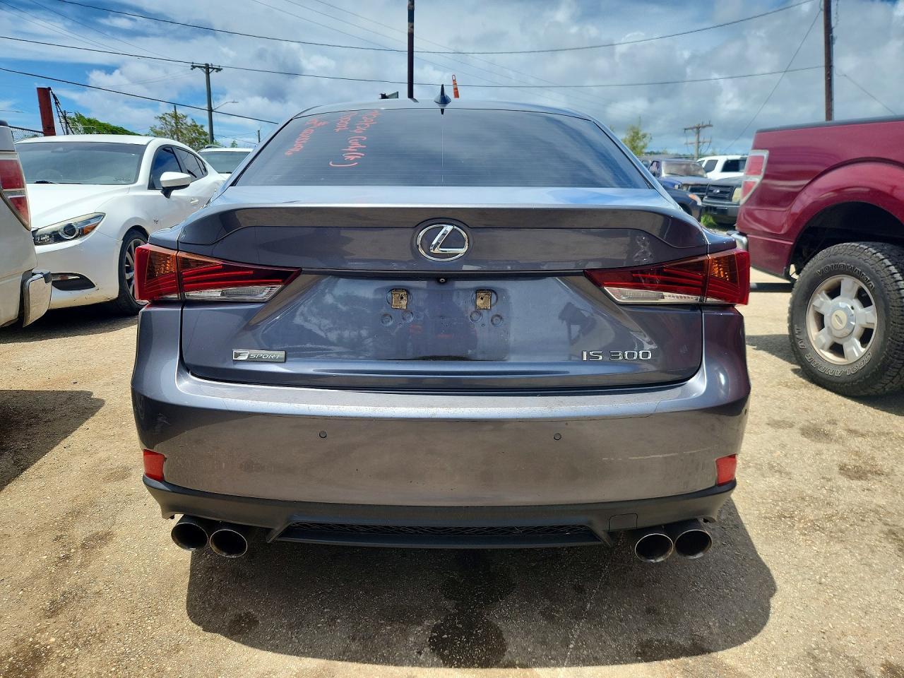 2018 Lexus Is 300 - Image 6