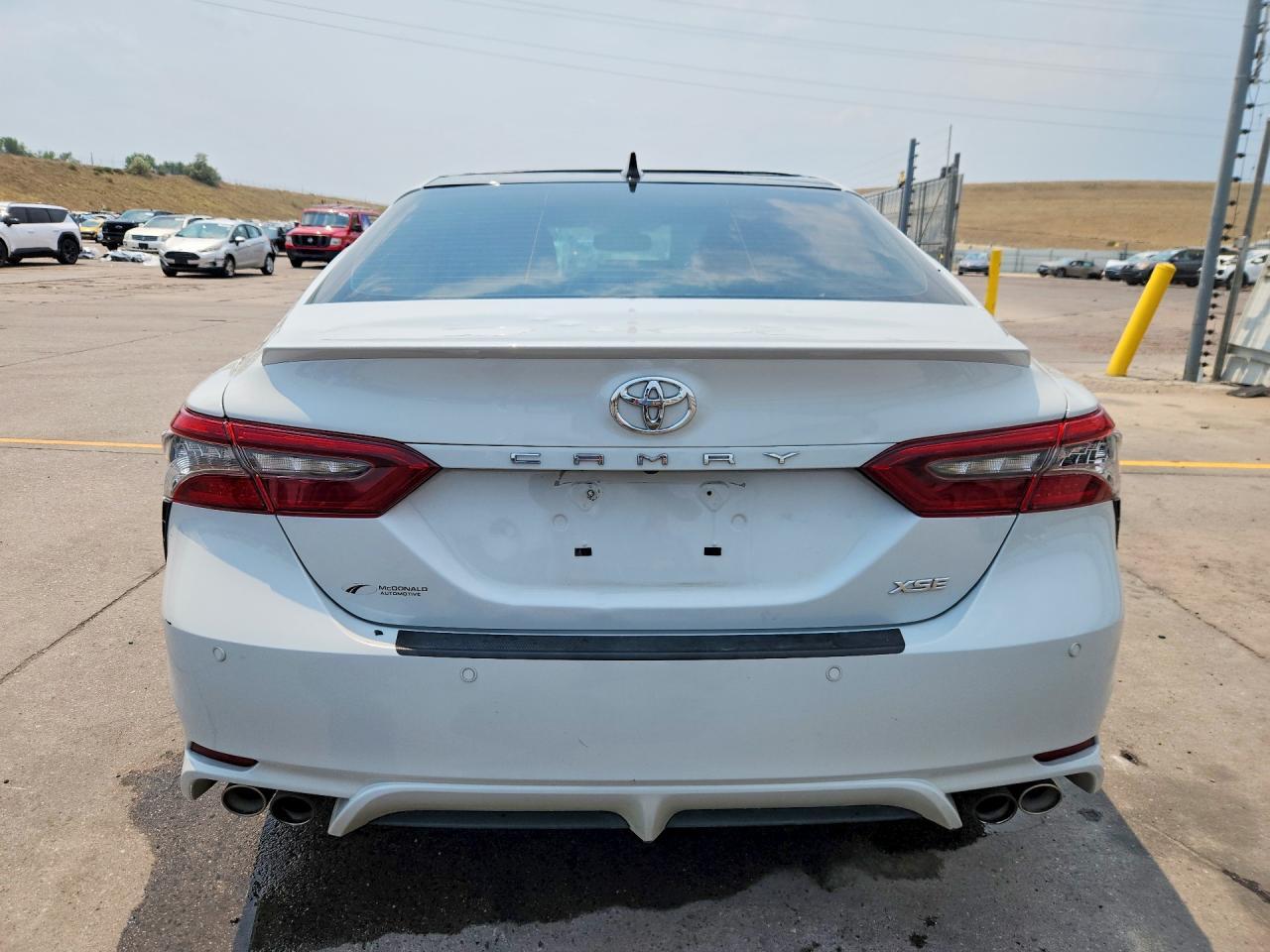 2022 Toyota Camry Xse V6 - Image 6