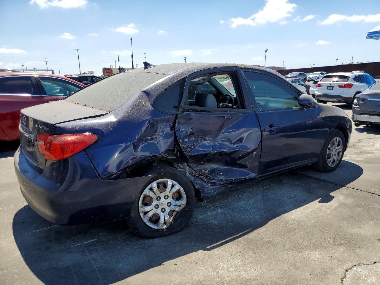 2010 Hyundai Elantra Gls - Image 3