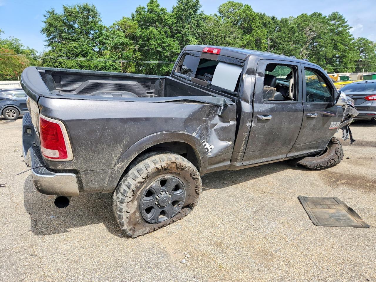 2018 Ram 2500 Laramie - Фото 3