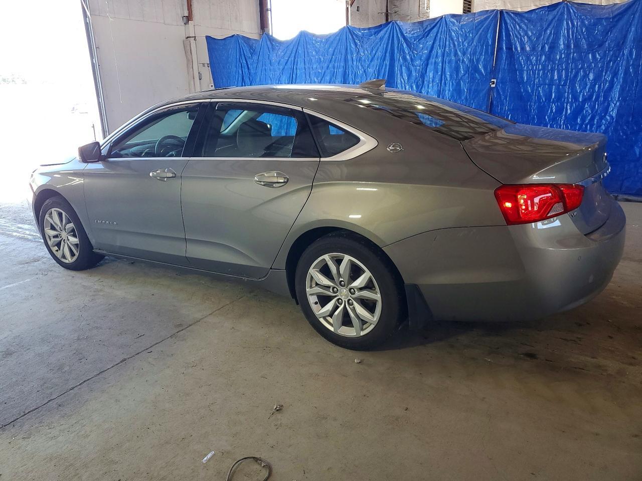 2017 Chevrolet Impala Lt - Image 2