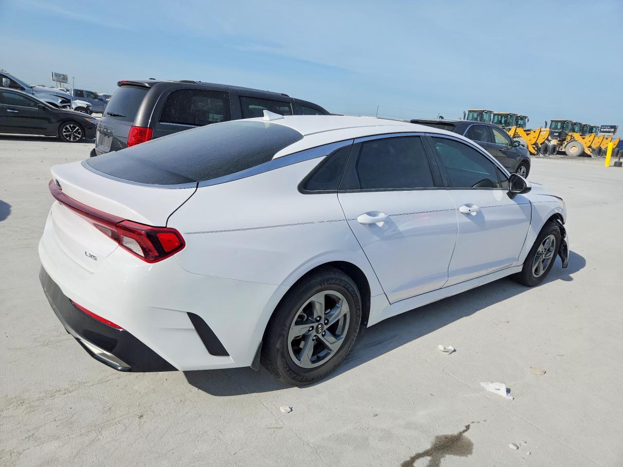 2021 Kia K5 Lxs - Image 3