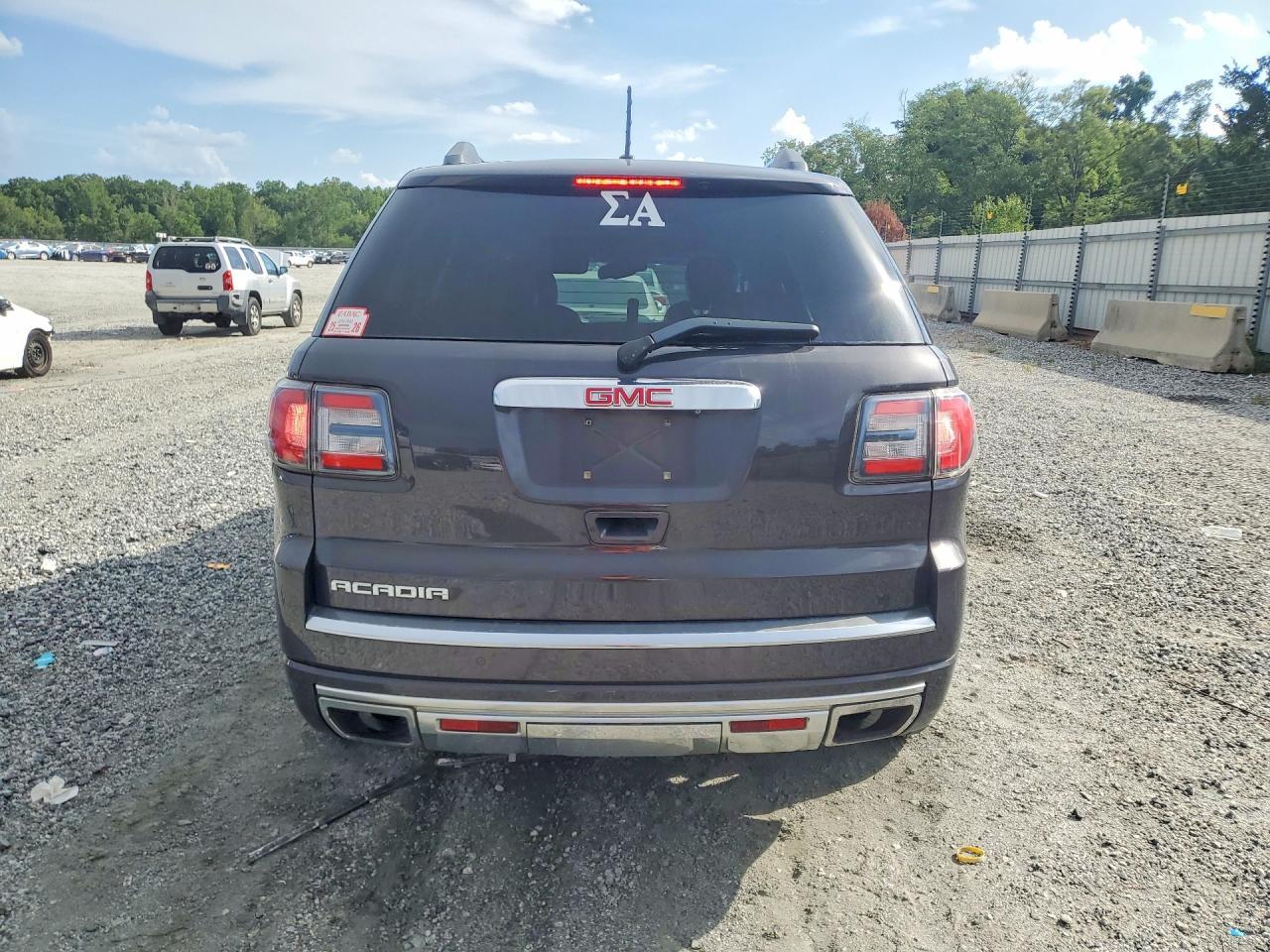 2015 GMC Acadia Denali - Фото 6