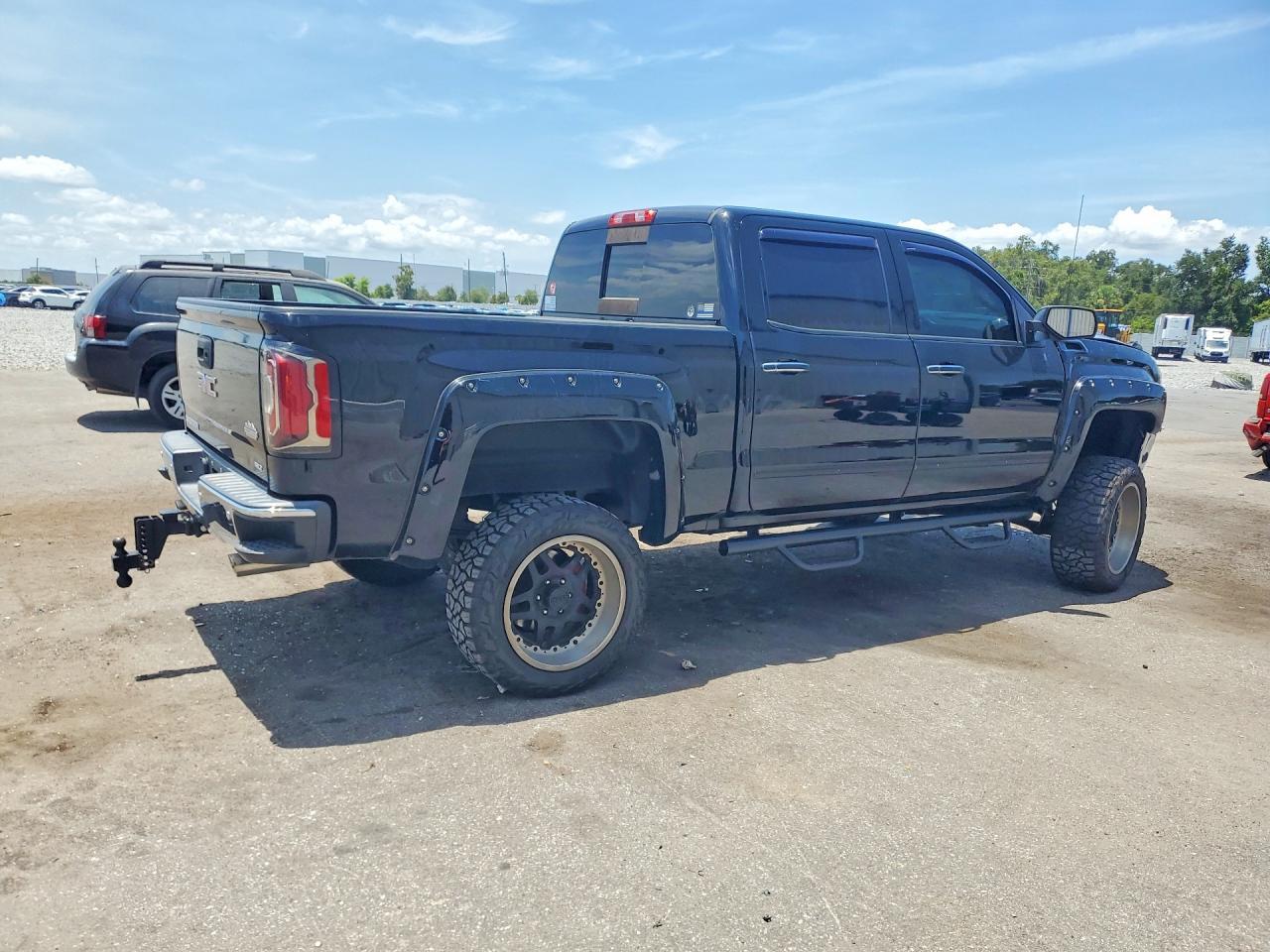 2018 GMC Sierra K1500 Slt - Фото 3