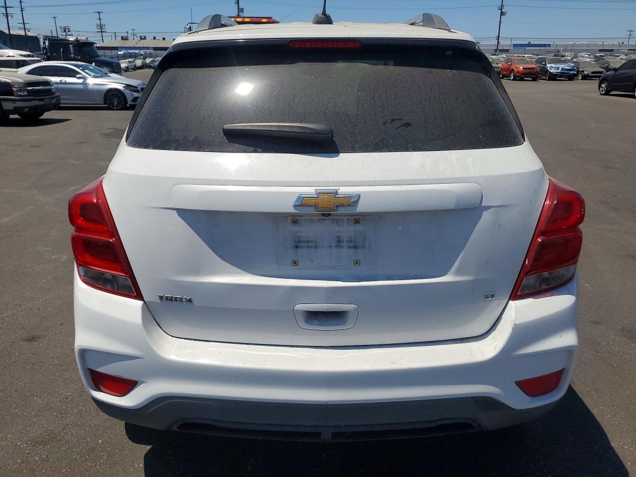 2017 Chevrolet Trax 1Lt - Image 6