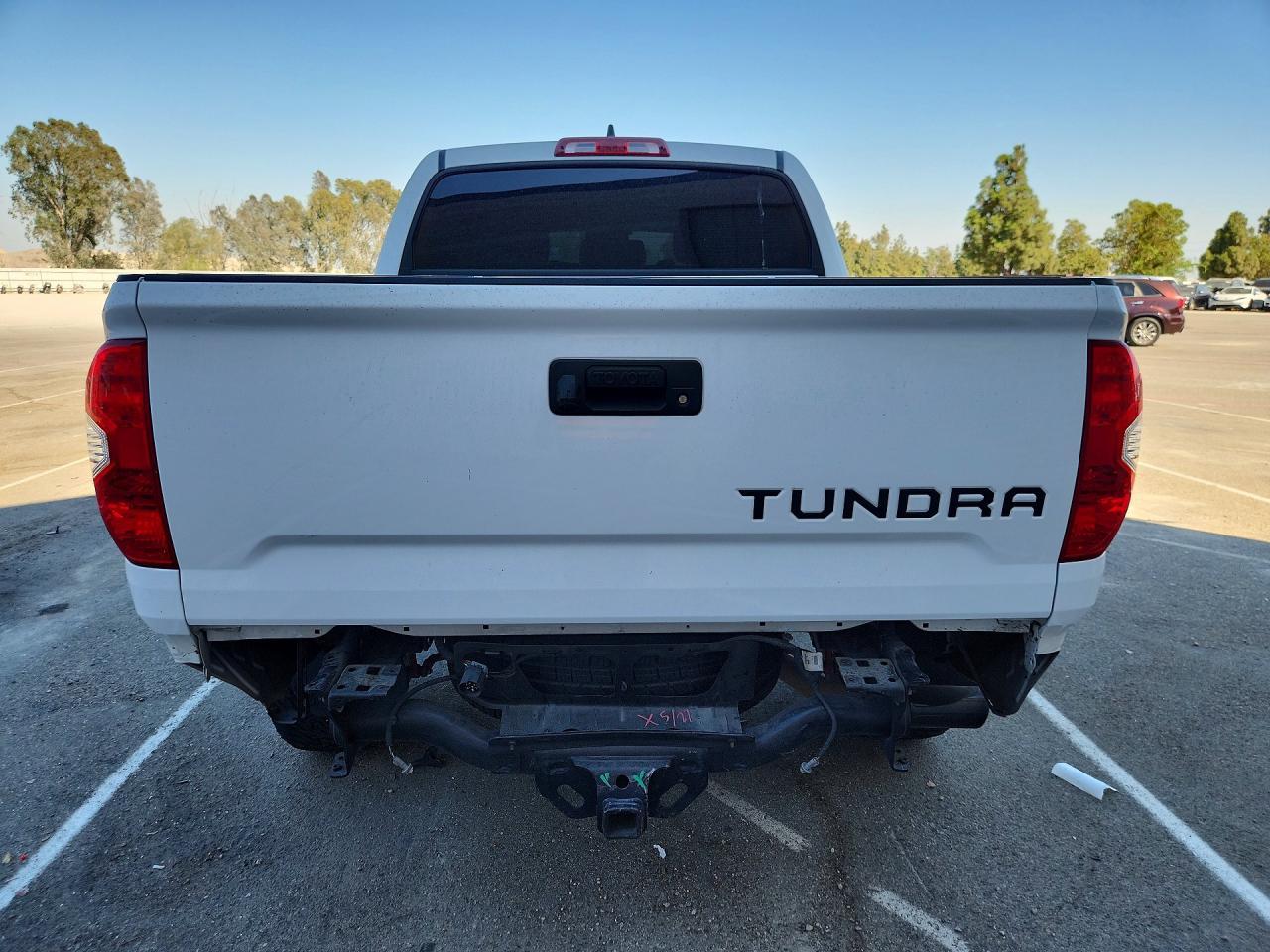 2021 Toyota Tundra Crewmax Sr5 - Фото 6