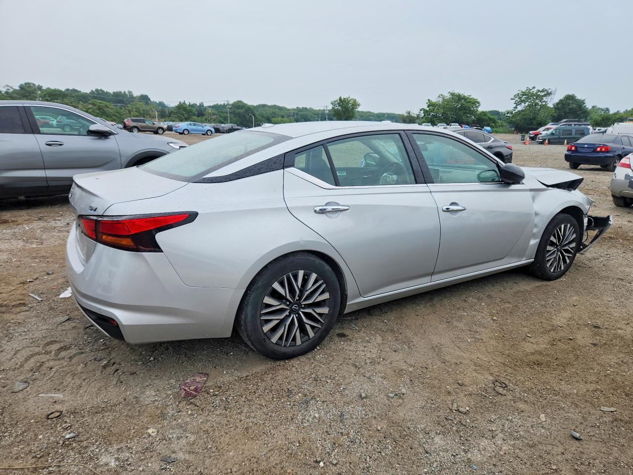 2024 Nissan Altima Sv - Фото 3