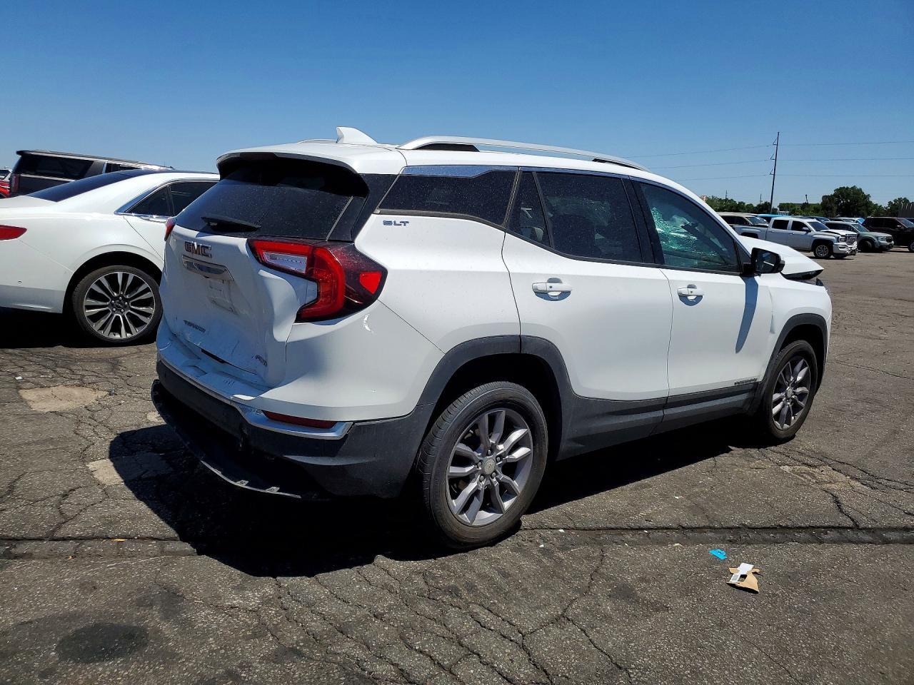 2023 GMC Terrain Slt - Фото 3